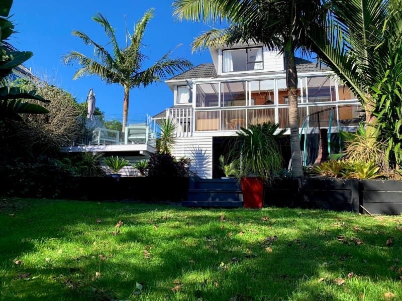 2/2A SUNNYNOOK ROAD, Sunnynook, Auckland - Carousel 1