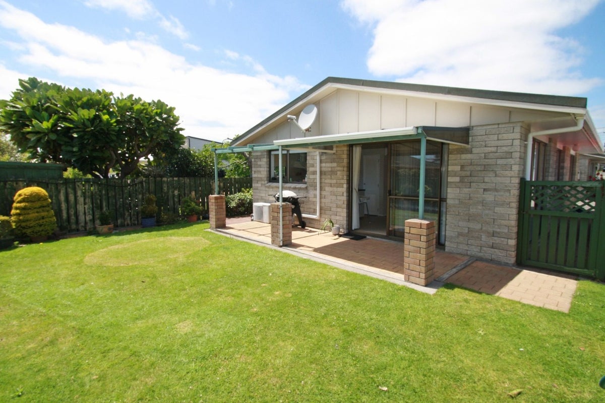 13A Karamu Street, Strandon, New Plymouth - Carousel 1