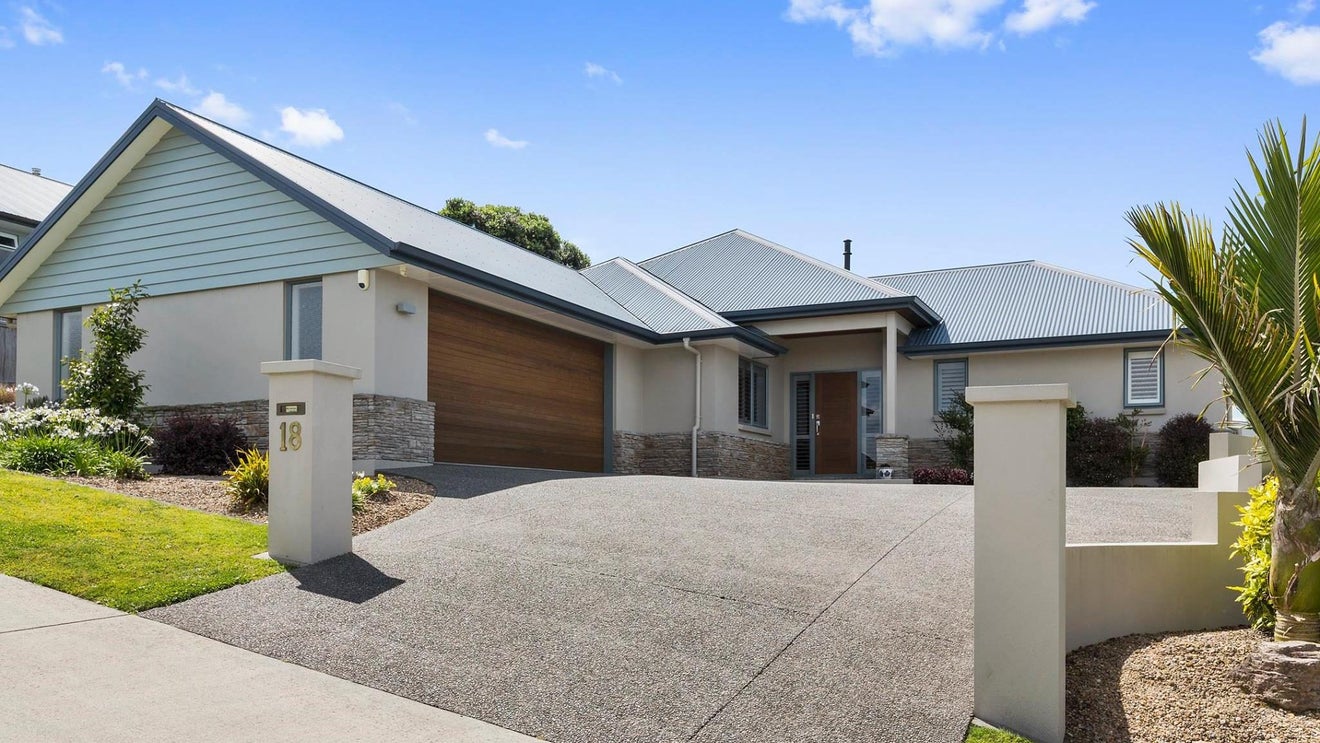 18 Aria View, Bethlehem, Tauranga - Carousel 1