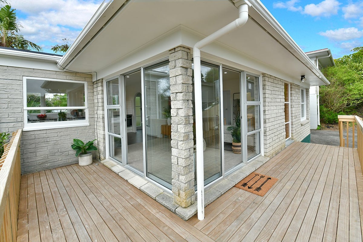 2/37 Cockayne Crescent, Sunnynook, Auckland - Carousel 14