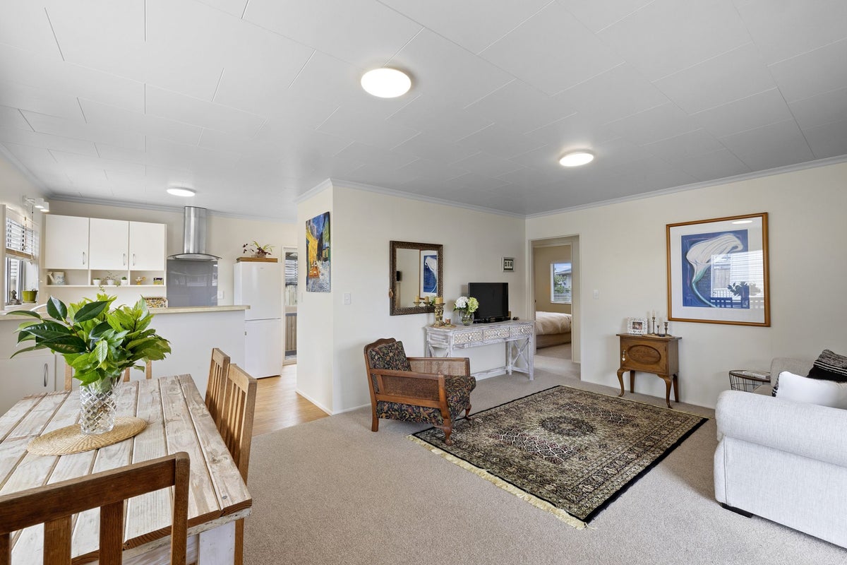 1/7 Bedford Street, Fitzroy, New Plymouth - Carousel 2