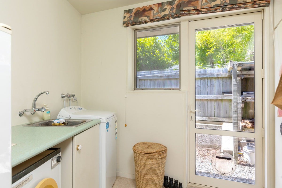 32 Admiralty Place, Waikawa, Picton - Carousel 25