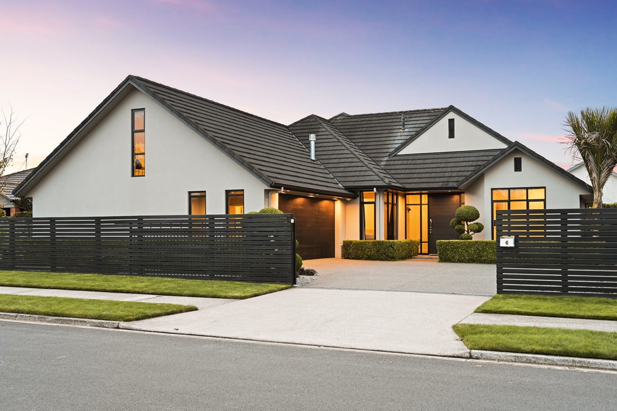 6 Aquila Crescent, Rototuna North, Hamilton - Carousel 1