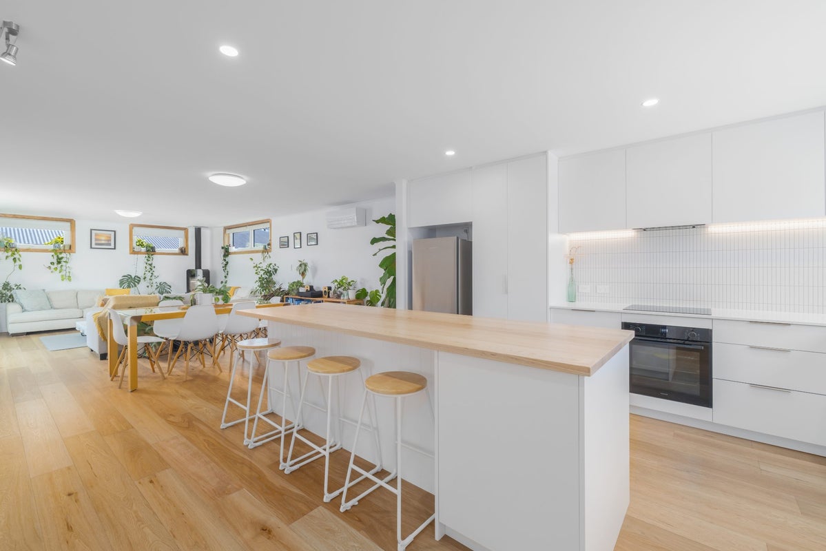 11B Celia Street, Redcliffs, Christchurch - Carousel 2