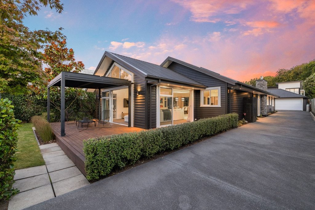 88 Westminster Street, St Albans, Christchurch - Carousel 1