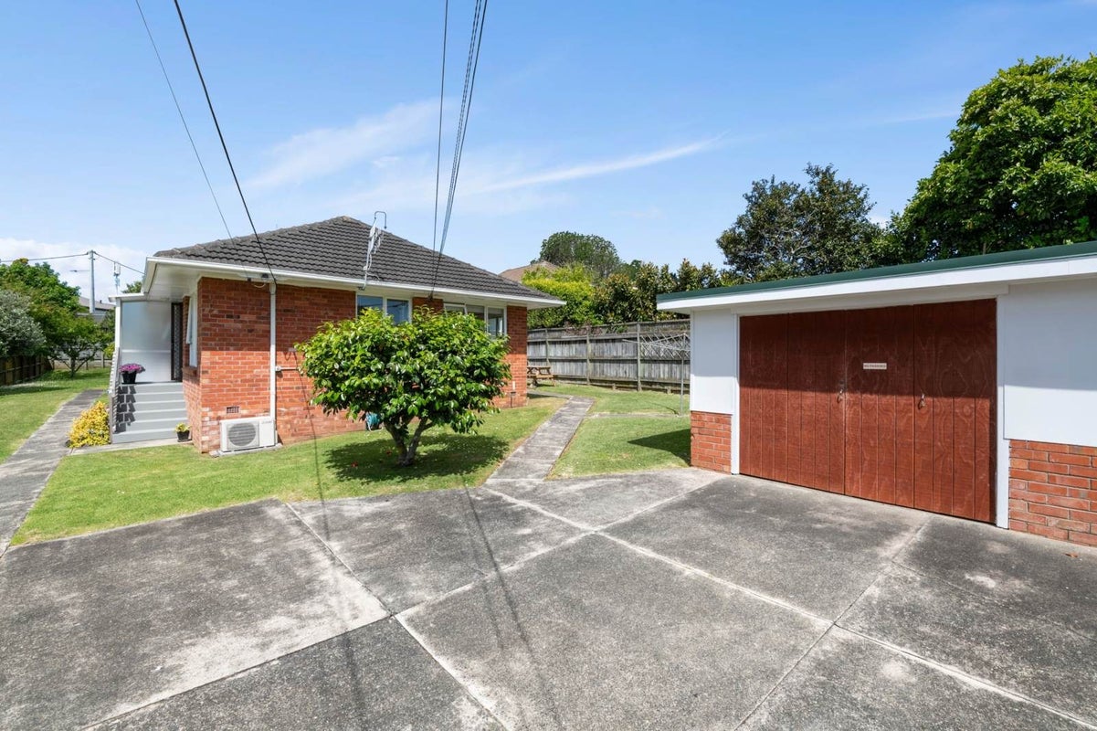 10 Fenwick Avenue, Milford, Auckland - Carousel 21