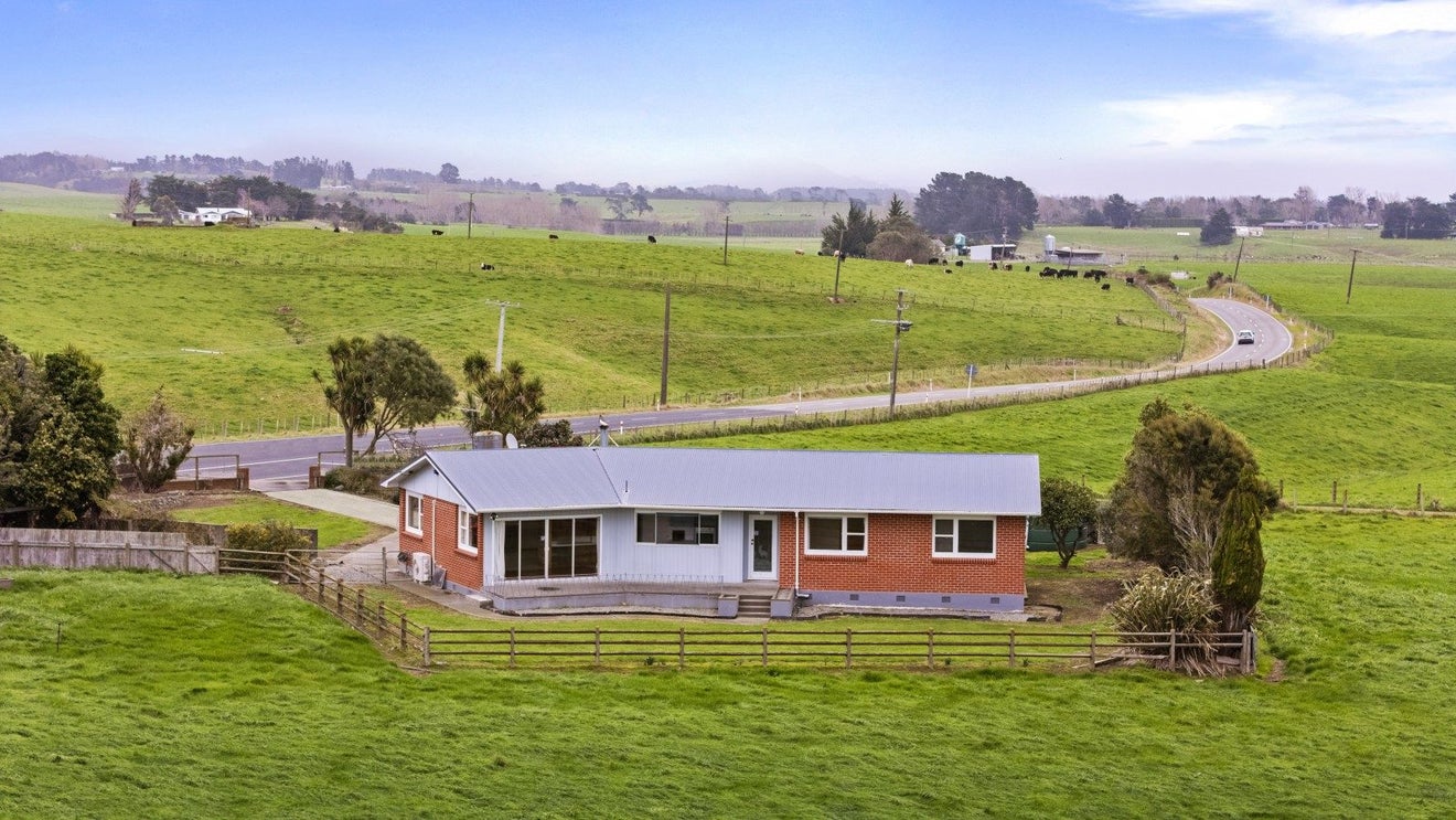 425 Makerua Road, Tokomaru, Palmerston North - Carousel 28