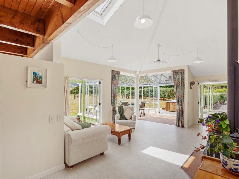 327 Otaki Gorge Road, Hautere - Carousel 26