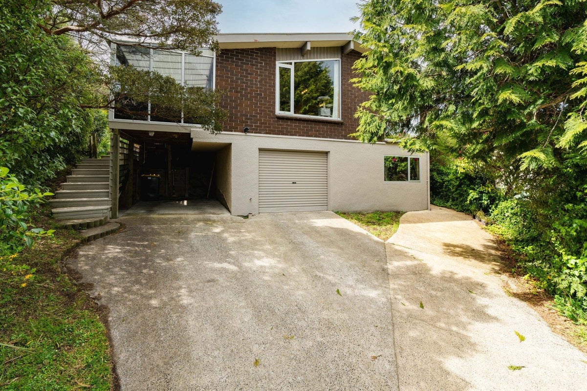 10 Botting Place, Waverley, Dunedin - Carousel 1