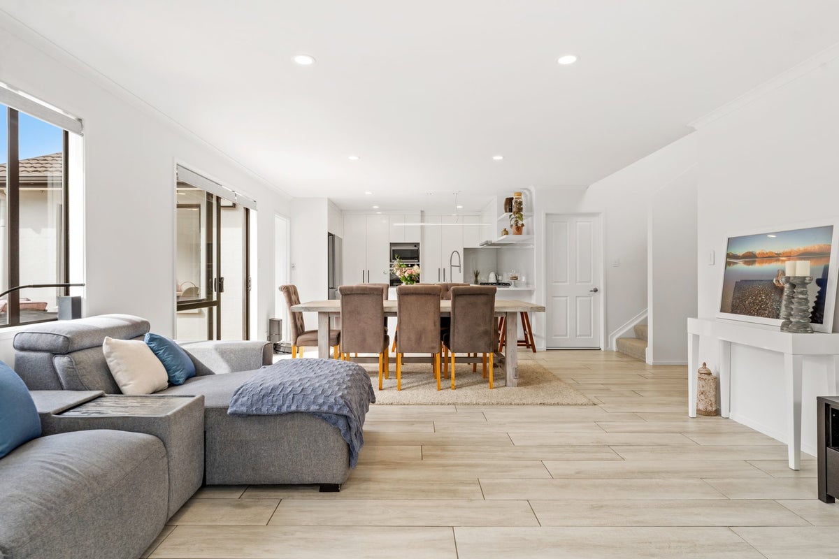 15 Lagoon View, Gulf Harbour, Whangaparaoa - Carousel 2