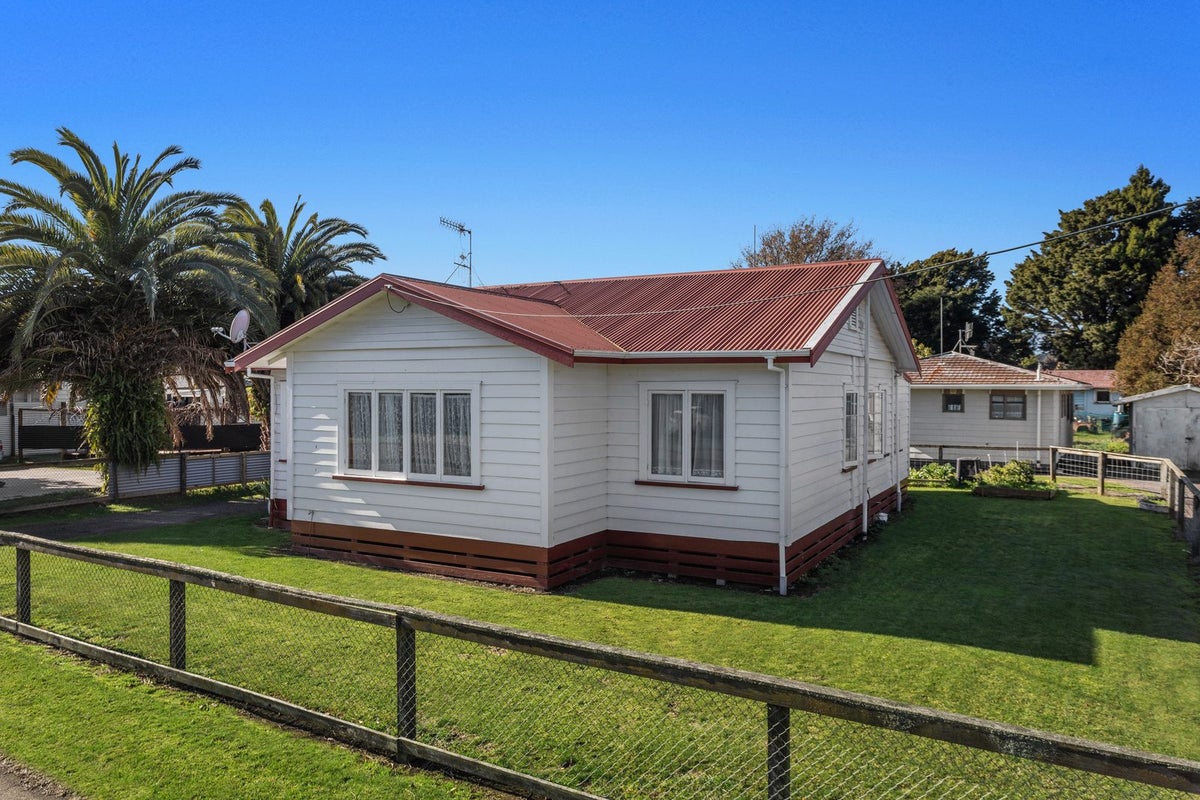 50 Union Street, Opotiki, Opotiki - Carousel 2
