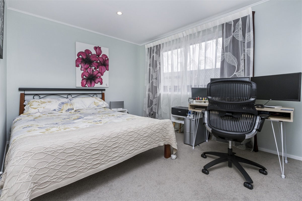 80 Weatherly Road, Torbay, Auckland - Carousel 26