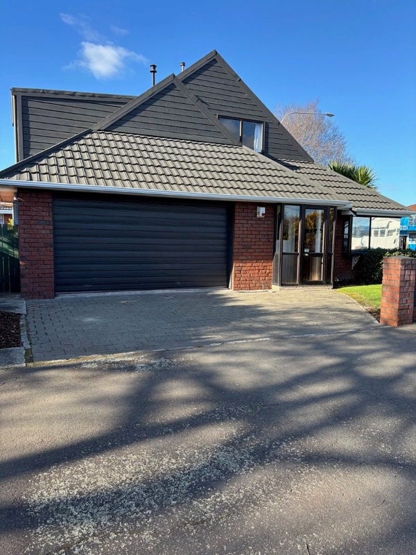 17 MCARTHUR ST, Terrace End, Palmerston North  - Carousel 2