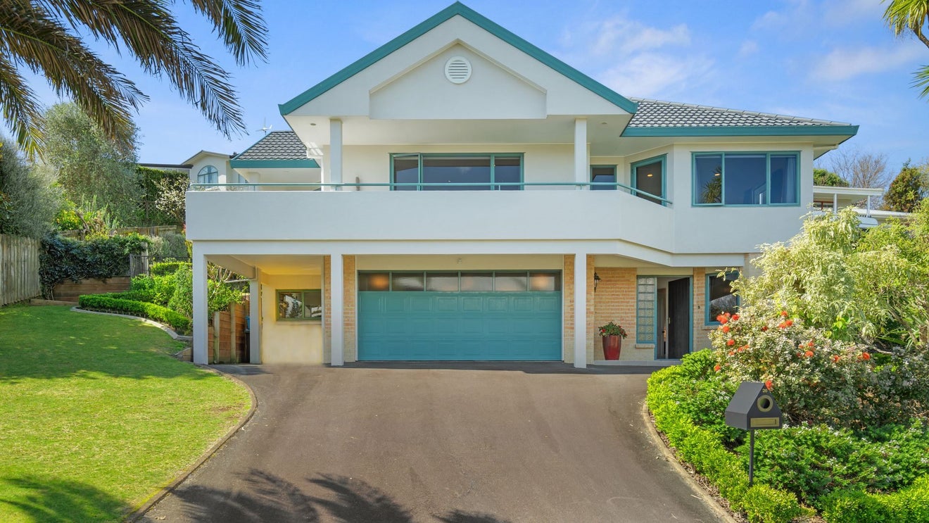 26 Little John Drive, Bellevue, Tauranga - Carousel 1