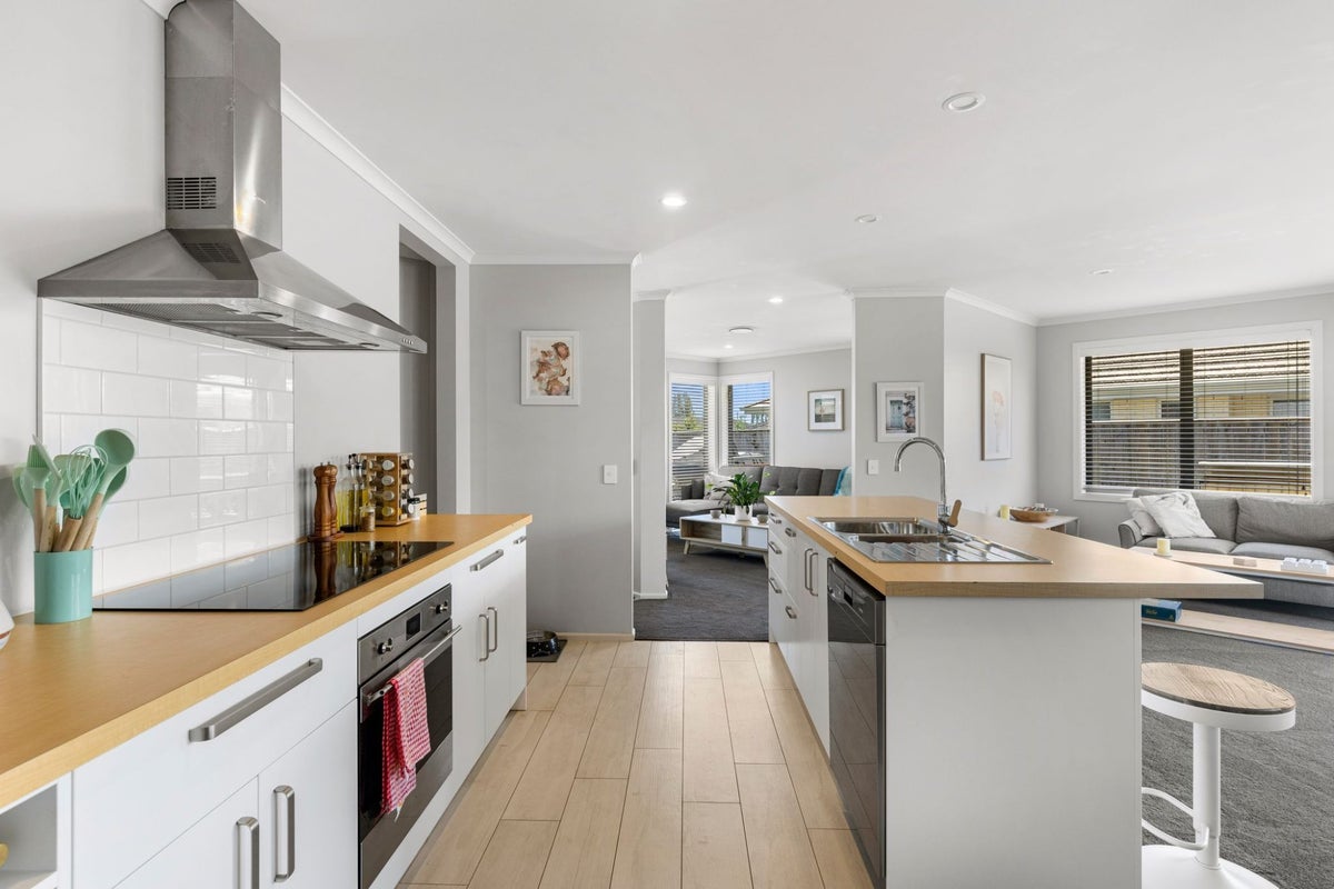 24 Feltham Street, Richmond, Nelson - Carousel 1