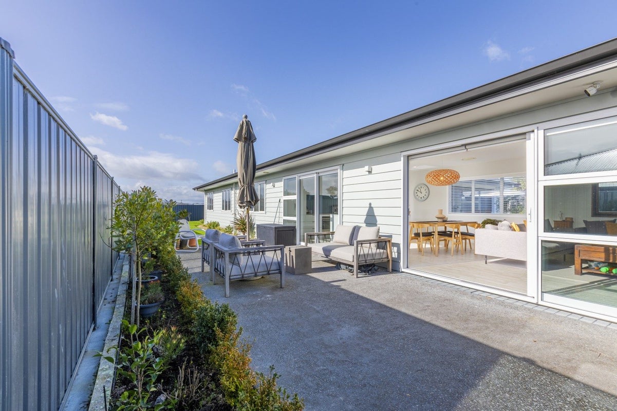 21 Bell Street, Otaki - Carousel 2