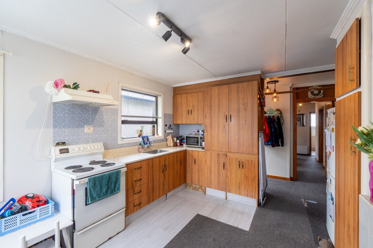 27 Tramway Road, Strathern, Invercargill - Carousel 2