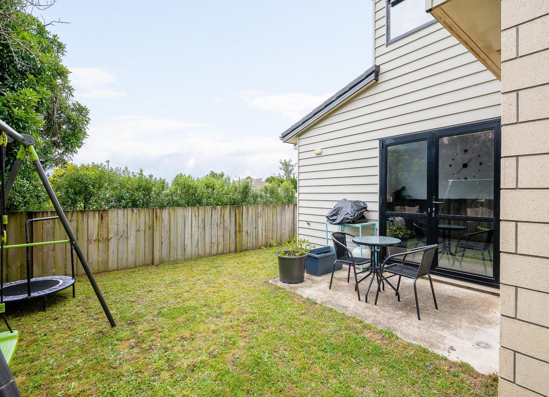 4/56 Storey Avenue, Forest Lake, Hamilton - Carousel 2