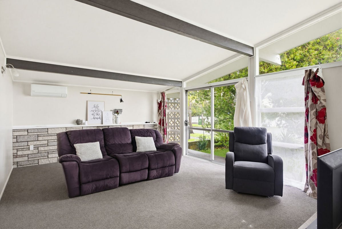 63 Ida Road, Outer Kaiti, Gisborne, Gisborne - Carousel 2