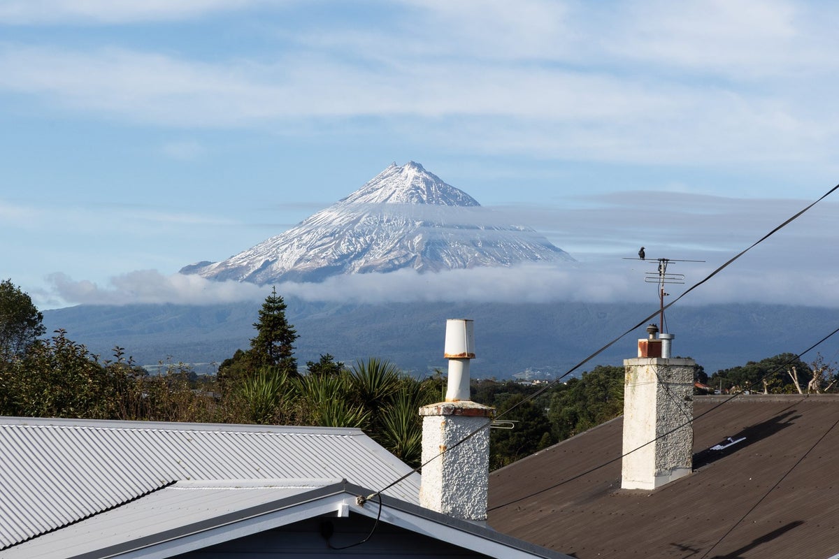 10 Bulteel Street, New Plymouth, New Plymouth - Carousel 21