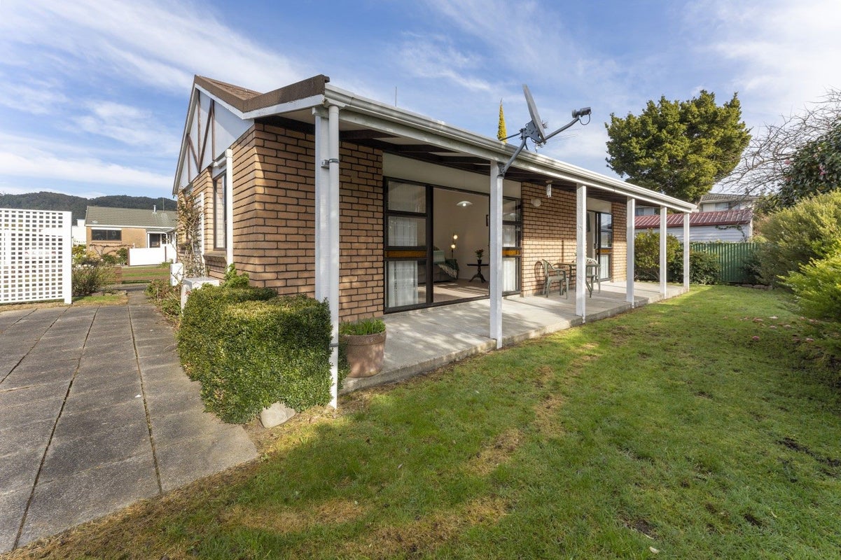 5/787 Fergusson Drive, Elderslea, Upper Hutt - Carousel 1