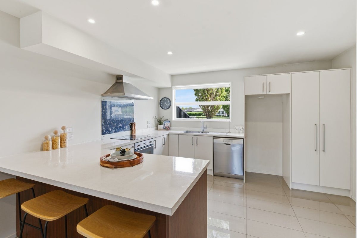 44 Caulfield Avenue, Halswell, Christchurch - Carousel 2