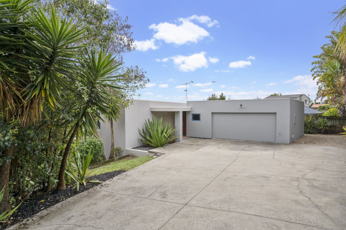 8A Schnapper Rock Road, Schnapper Rock, Auckland - Carousel 1