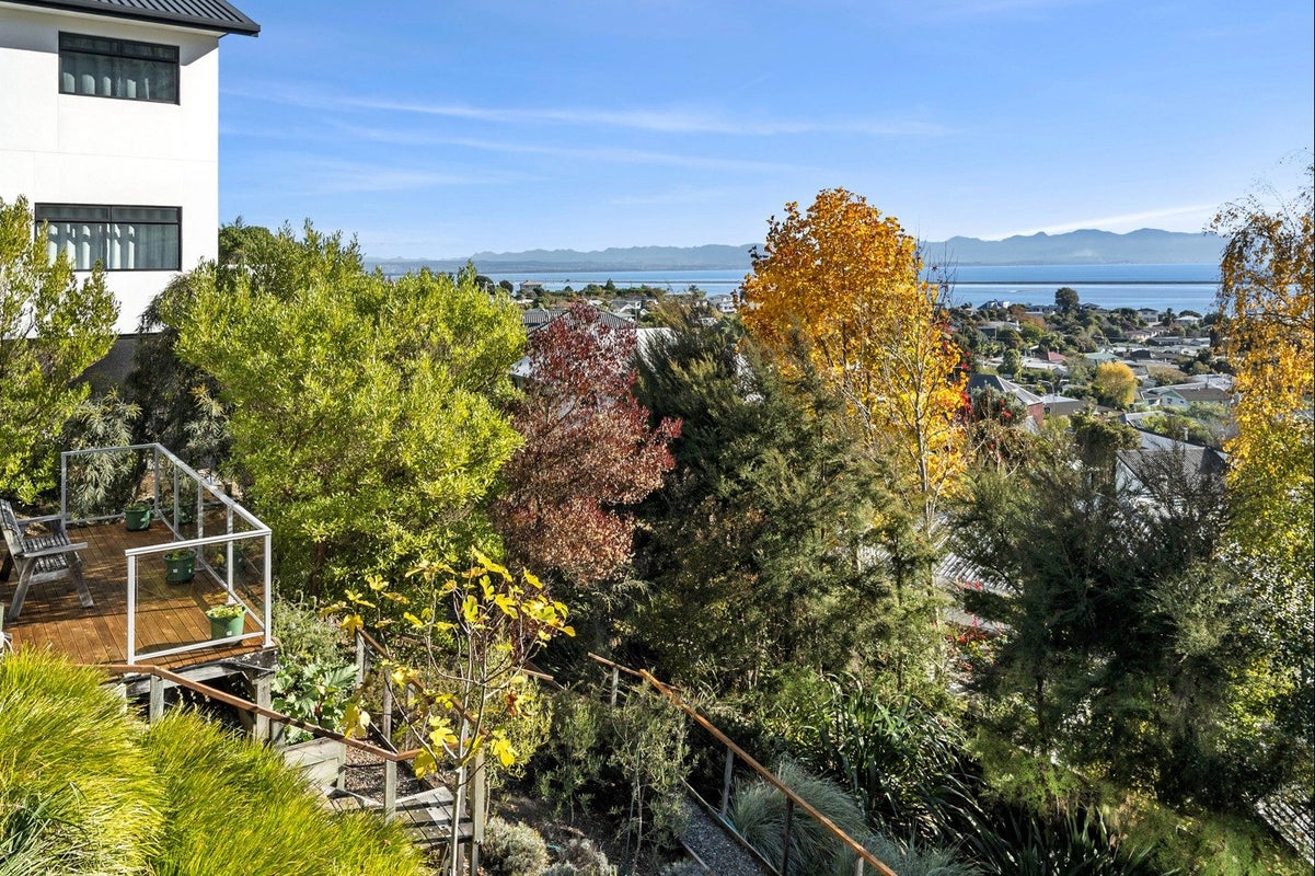 30 Werneth Street, Atawhai, Nelson - Carousel 13