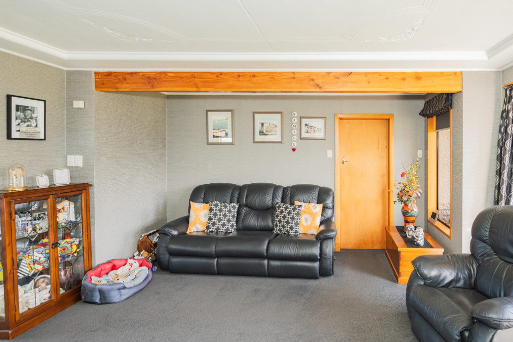 53 Stuart Street, Holmes Hill, Oamaru - Carousel 2