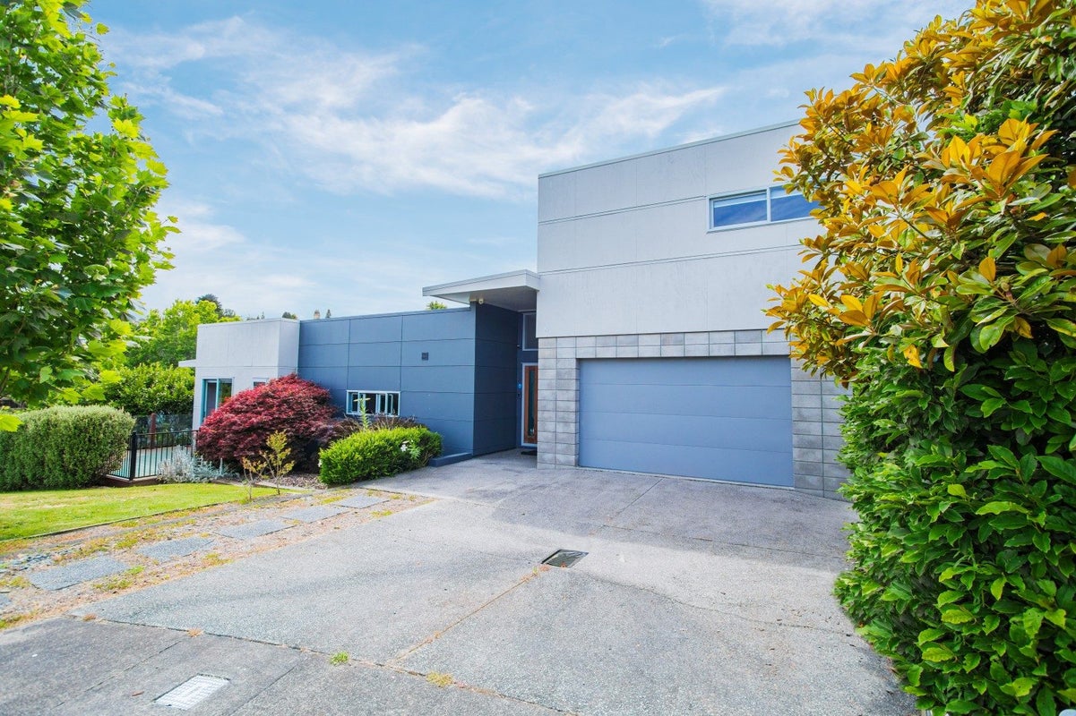 69 Alpers Ridge, Leamington, Cambridge - Carousel 14