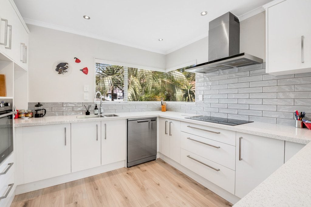 9 Te Ruru Way, Stanmore Bay, Whangaparaoa - Carousel 2