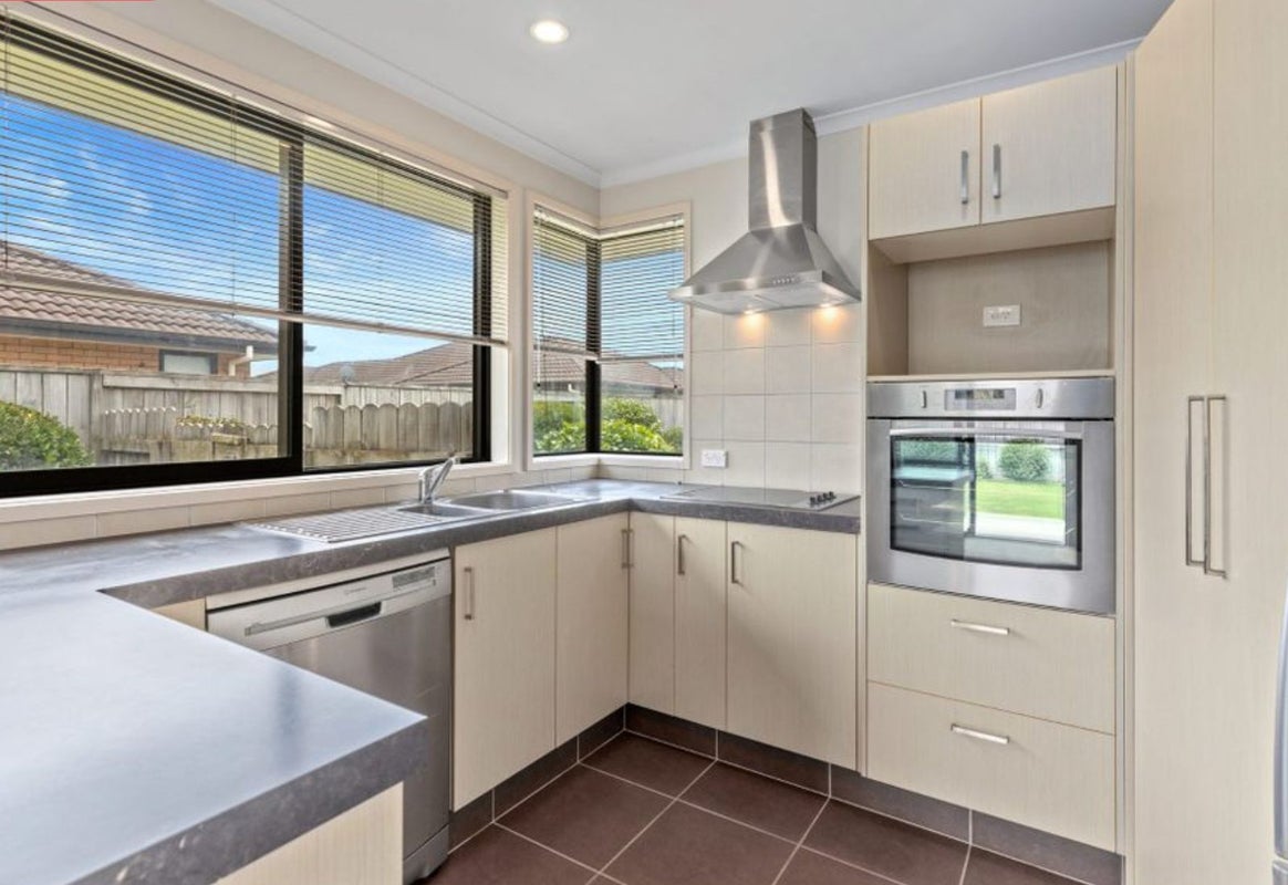 80 Carrington Drive, Papamoa Beach, Papamoa - Carousel 2