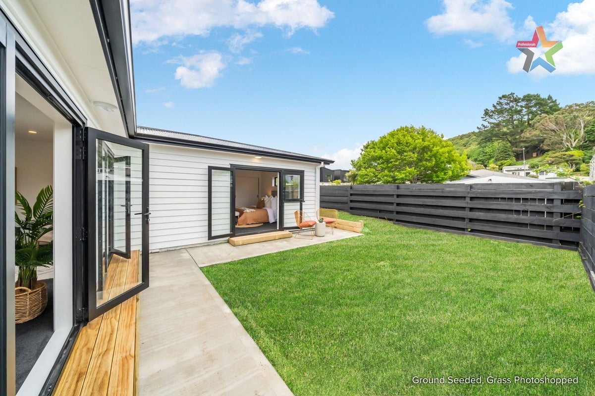 41A Hyde Street, Wainuiomata, Lower Hutt - Carousel 1
