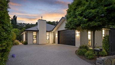 9 Bowenvale Avenue, Cashmere, Christchurch - Carousel 1