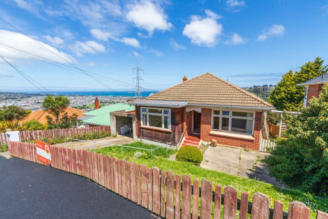 91 Oakwood Avenue, Maryhill, Dunedin - Carousel 1