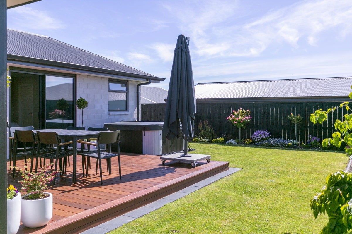 131 Harakeke Drive, Wharewaka, Taupo - Carousel 2