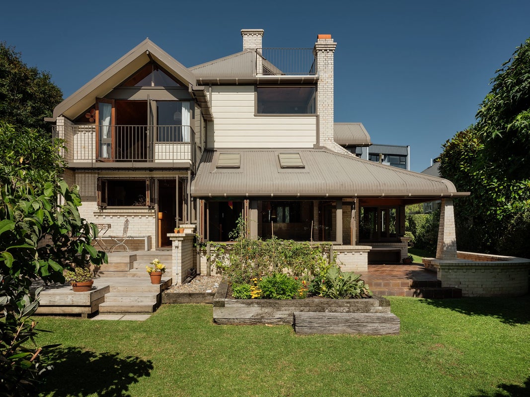 11 Arthur Street, Freemans Bay, Auckland - Carousel 2