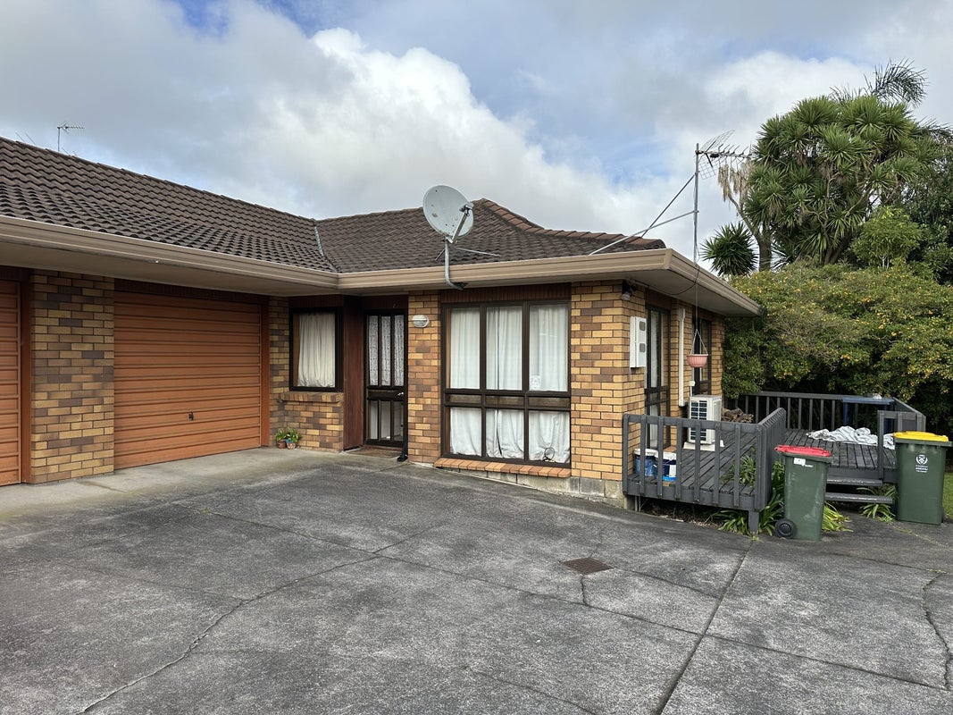 6 Orangewood Drive, Northpark, Auckland - Carousel 1