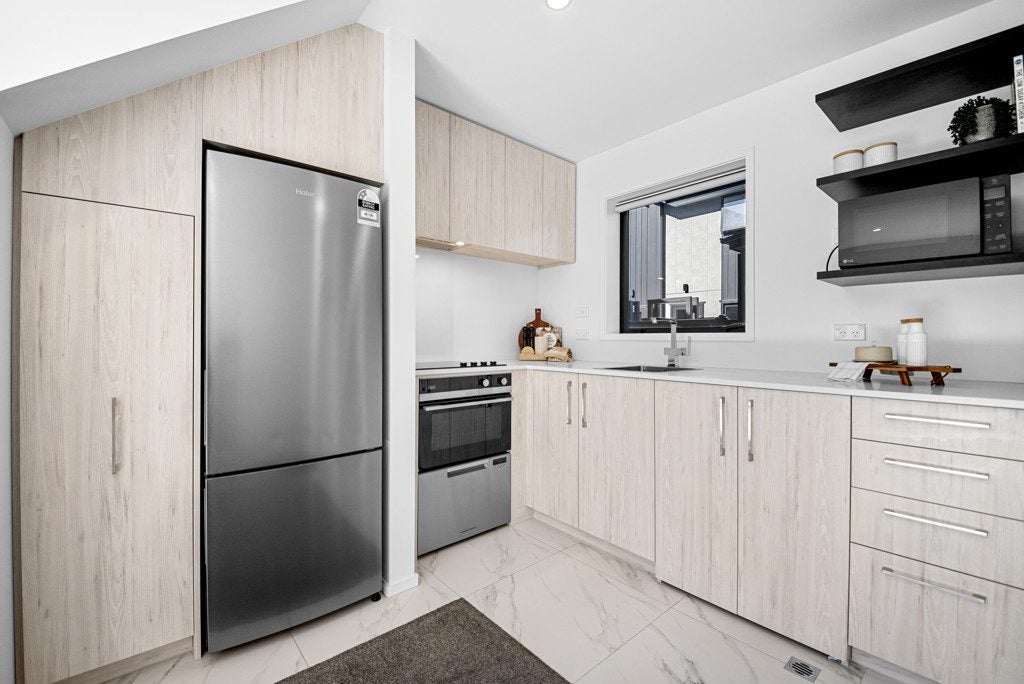 6/485 Selwyn Street, Christchurch Central, Christchurch - Carousel 2