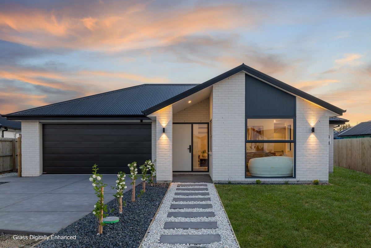 18 Benrogan Drive, Halswell, Christchurch - Carousel 1