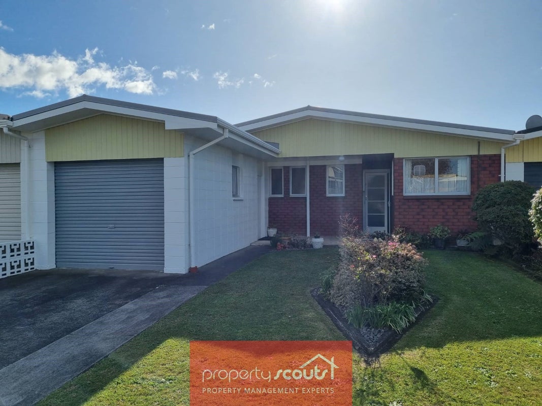 5A Evelyn Place, Welbourn, New Plymouth - Carousel 1