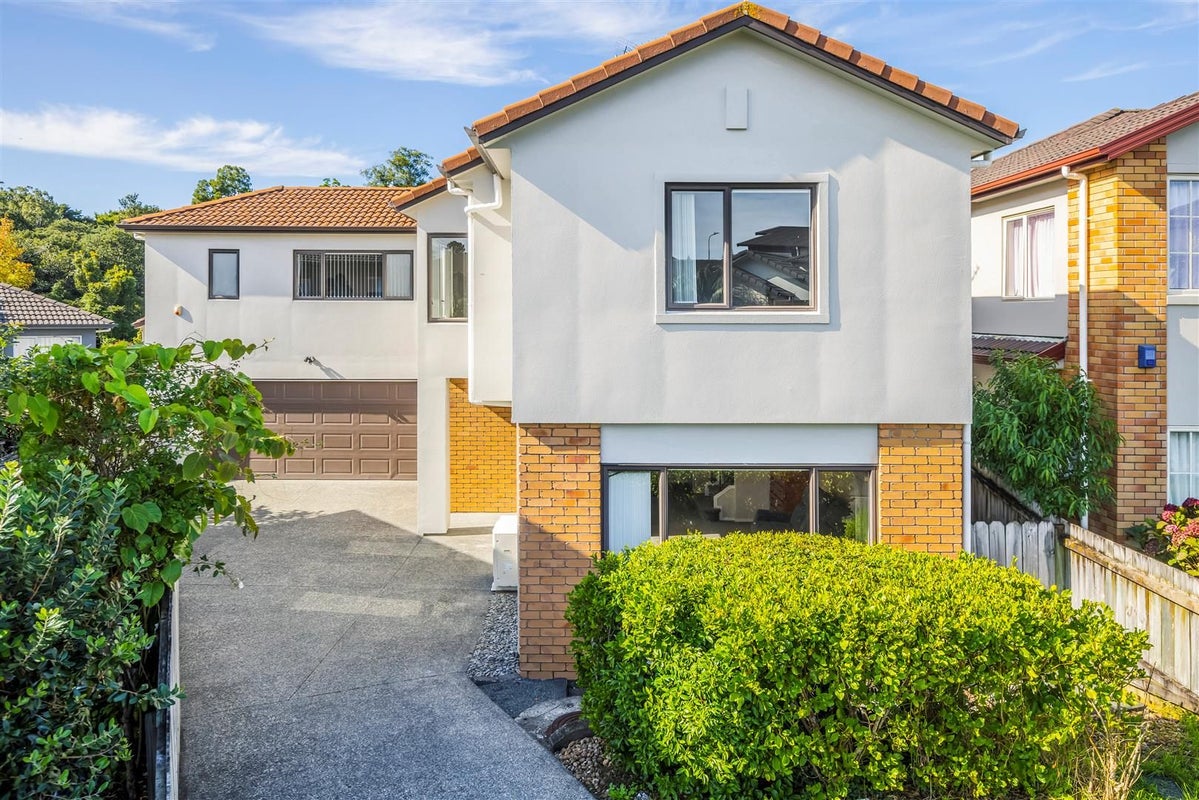 75 Mandival Avenue, Flat Bush, Auckland - Carousel 2