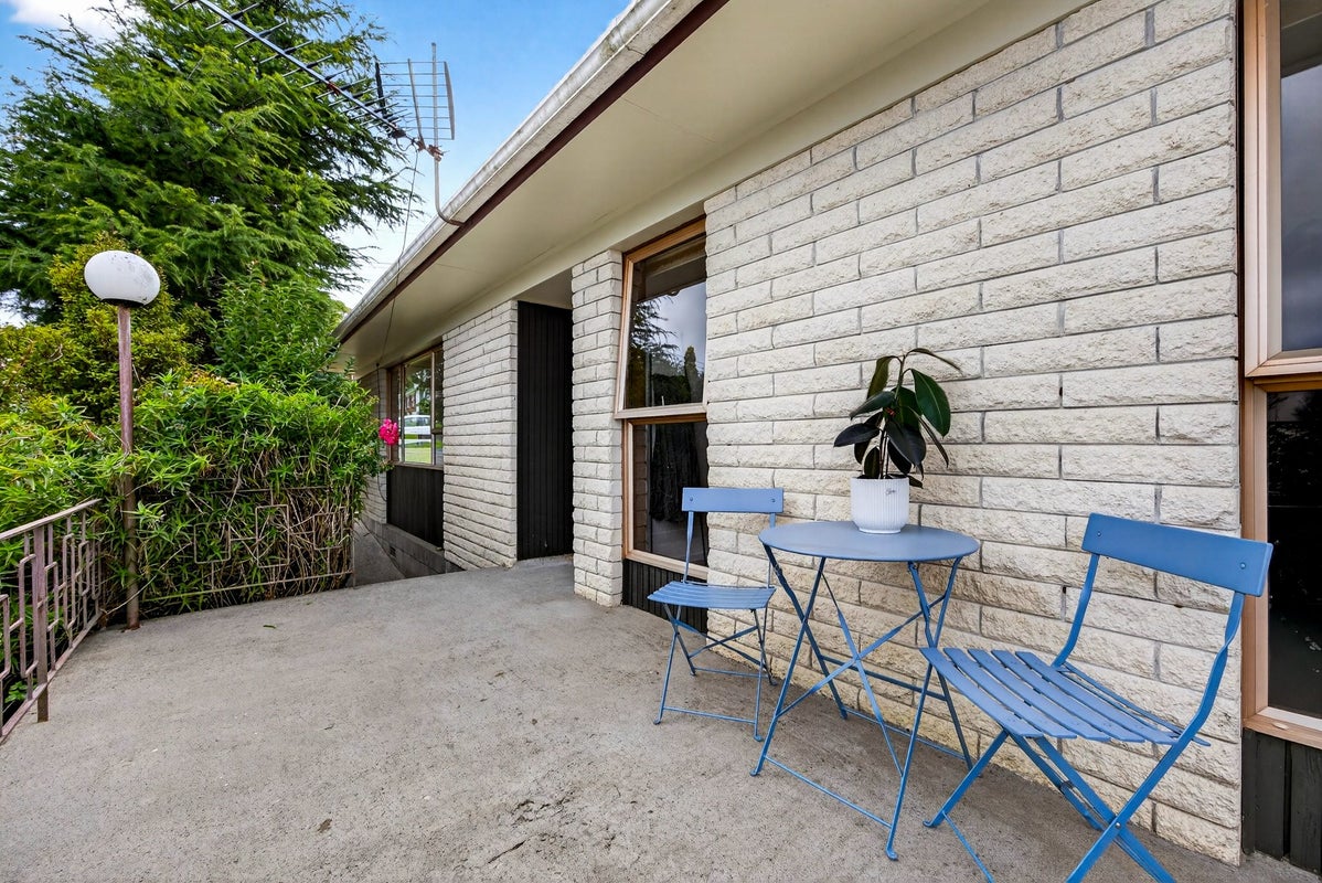1/10 Manuka Road, Glenfield, Auckland - Carousel 2