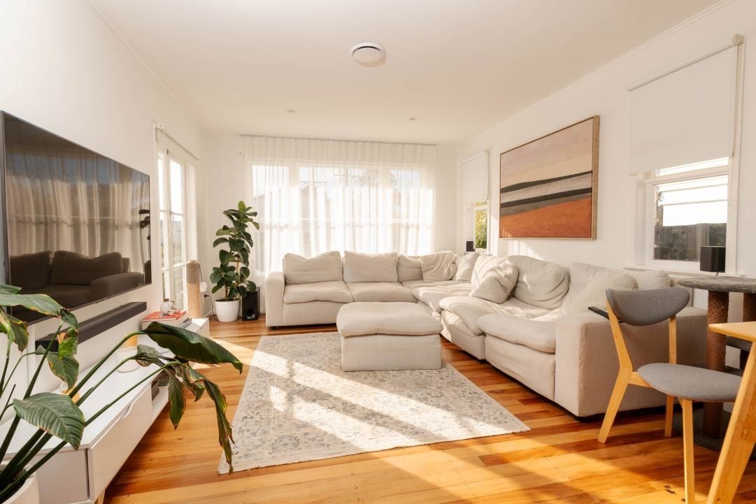 39 Wharf Road, Te Atatu Peninsula, Auckland - Carousel 2