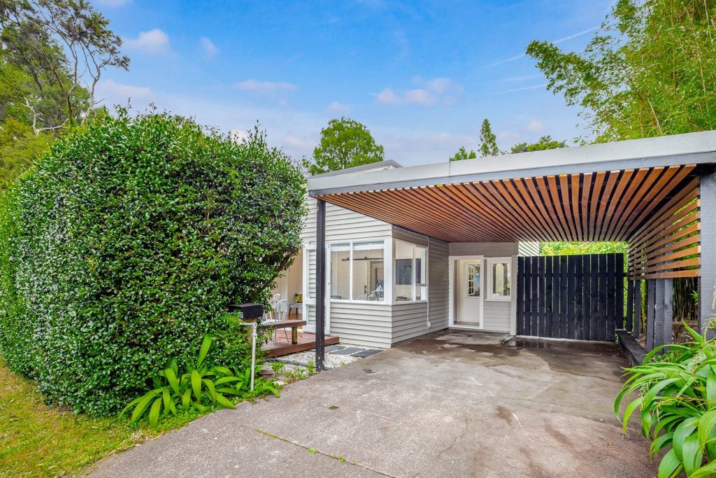 537 South Titirangi Road, Titirangi, Auckland - Carousel 2