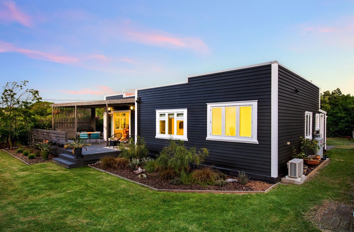 333 Te Horo Beach Road, Te Horo Beach - Carousel 1
