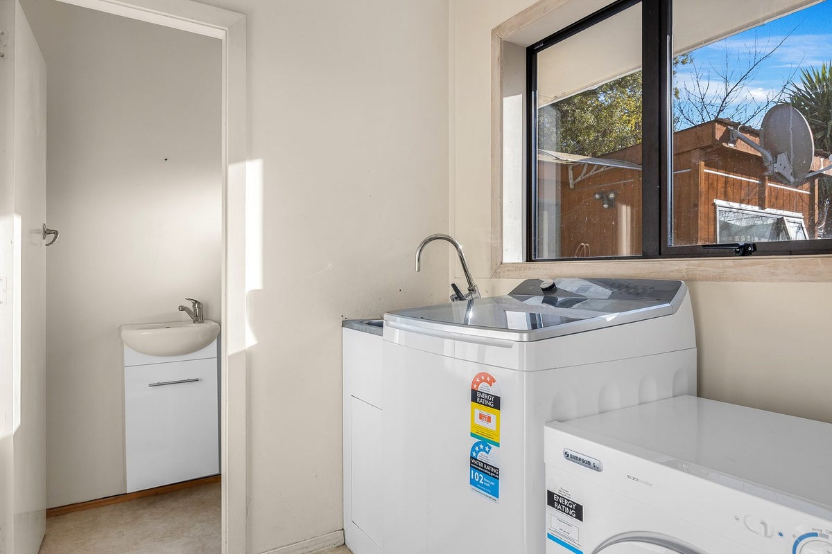 7 Tenby Place, Avondale, Christchurch - Carousel 15