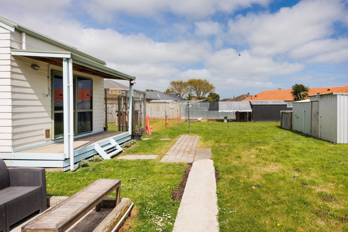 40 Cardiff Street, Awapuni, Palmerston North - Carousel 22