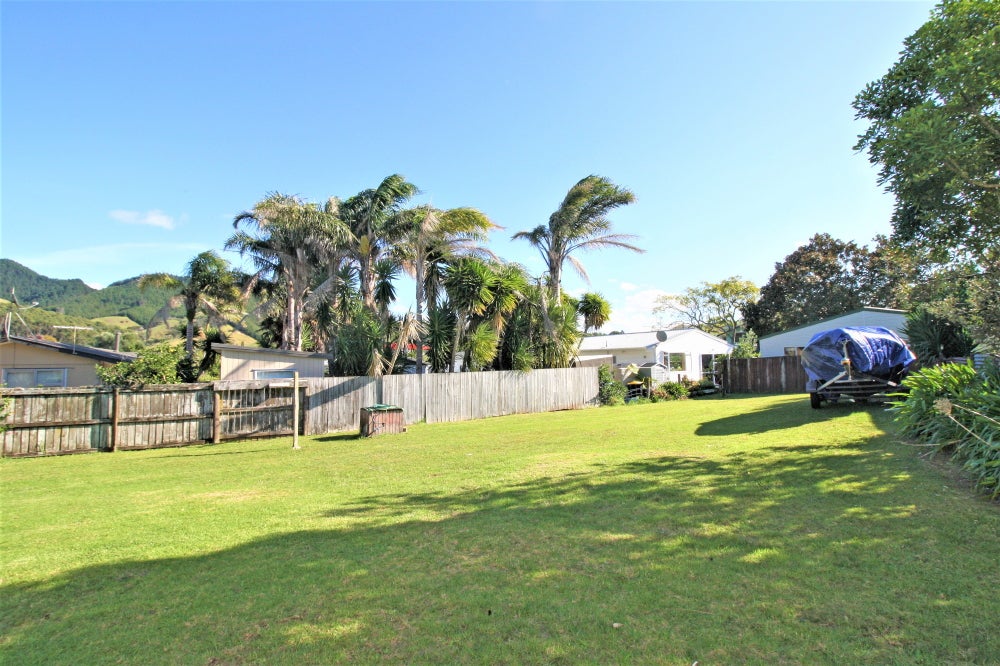 5B Moray Place, Whiritoa, Waihi - Carousel 4