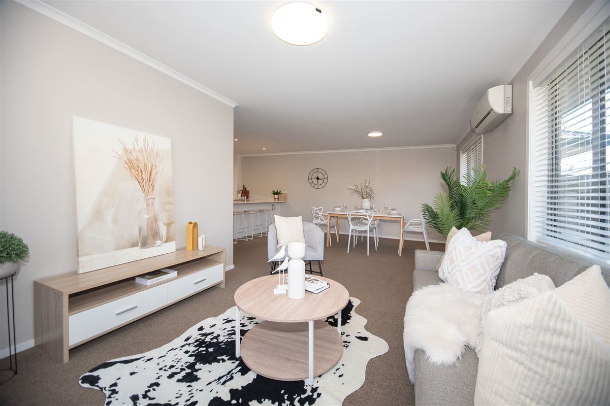 9/27 Jones Crescent, Melville, Hamilton - Carousel 1